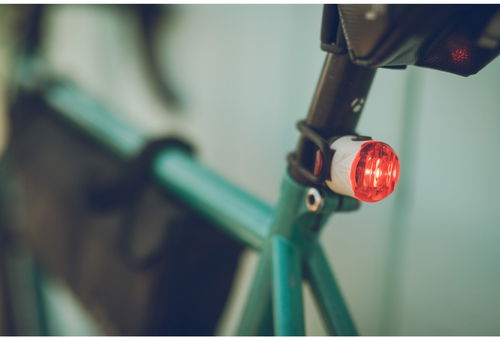 Lezyne Femto USB Drive Lightset– Pushbikes