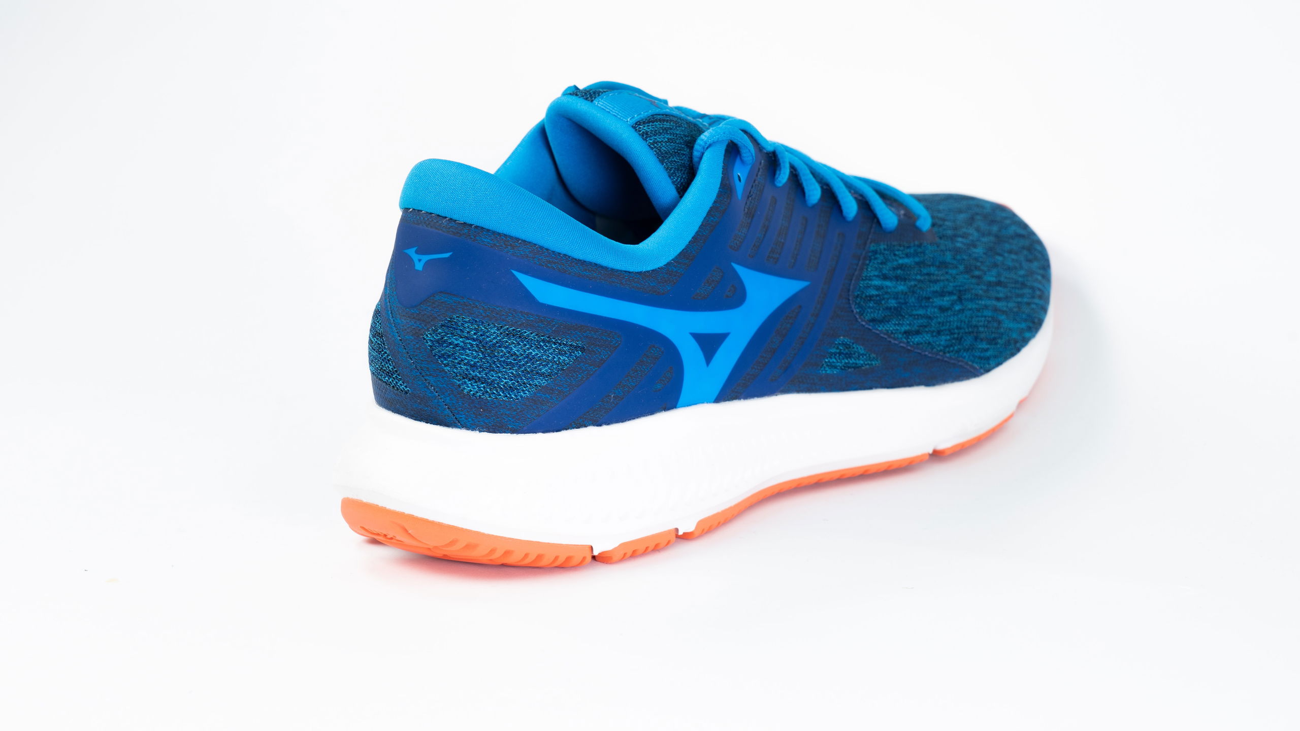 mizuno ezrun lx 2
