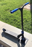 Scootshop.cz Custom Longway X Bestial Wolf scooter black and blue - Scooter
