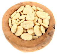 WORLD OF NUTS Banana chips in yoghurt topping 250g - Dried Fruit