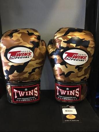 Twins Special FBGVS3 Camo - black/gold, 14oz - Boxing Gloves - Main image