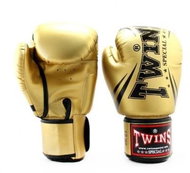 Twins Special FBGVS3-TW6 - gold/black, 10oz - Boxing Gloves