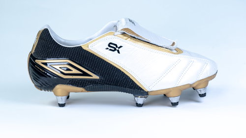Umbro SX-VALOR II-A-SG-Whi/Blk/Gold, size 40.5 EU / 255mm - Football Boots - Main image