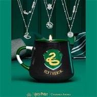 Charmed Aroma Harry Potter Slytherin – Slizolin 326 g + náhrdelník 1 ks - Sviečka