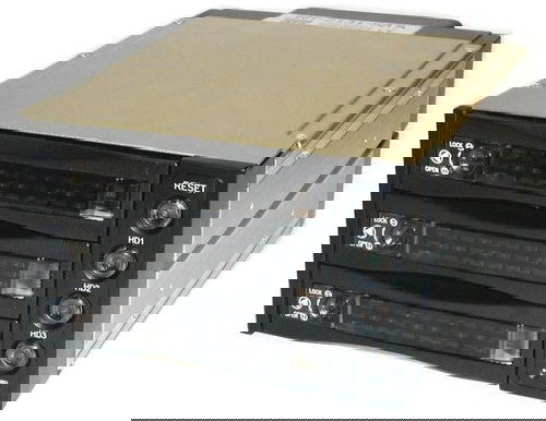  CHIEFTEC SNT-2131SATA  - Hard Drive Cage - Main image