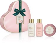 BAYLIS & HARDING Body Care Set - Jojoba, Vanilla & Almond Oil Heart - Cosmetic Gift Set