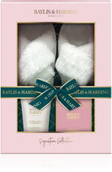 BAYLIS & HARDING Body Care Set with Slippers - Jojoba, Vanilla & Almond Oil - Cosmetic Gift Set