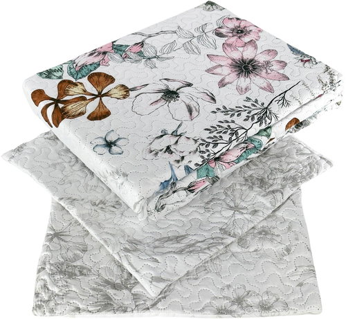 Bedspread 220 × 240 + 2×40 × 40 cm - Tavira flowers on white - Bed Cover - Main image